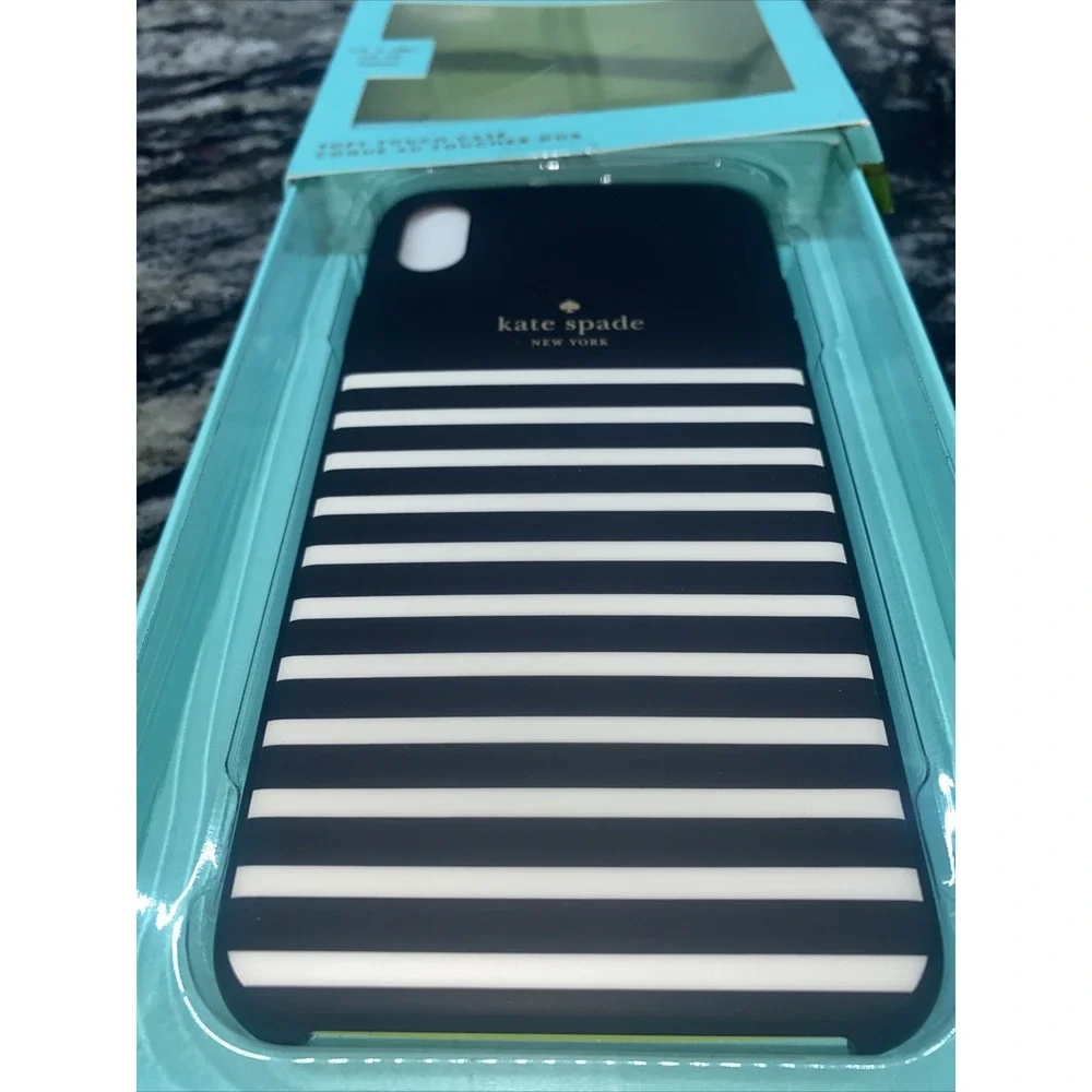NIB Kate Spade New‎ York Black/Cream Feeder Stripe  Case, iPhone XS & X